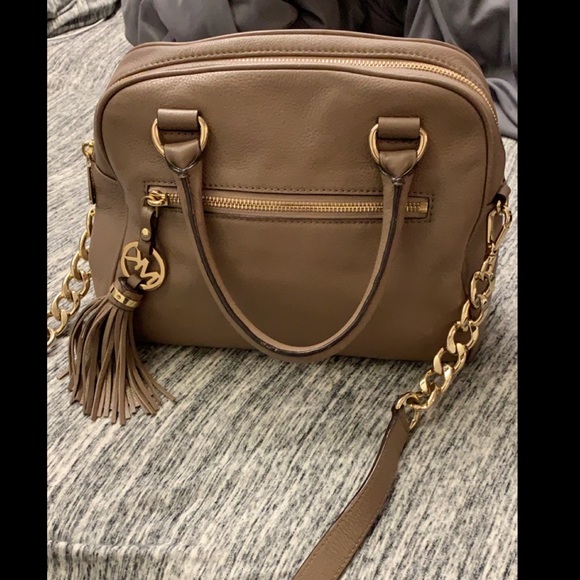 Michael Kors Handbags - Michael Kors Knox Tassel satchel